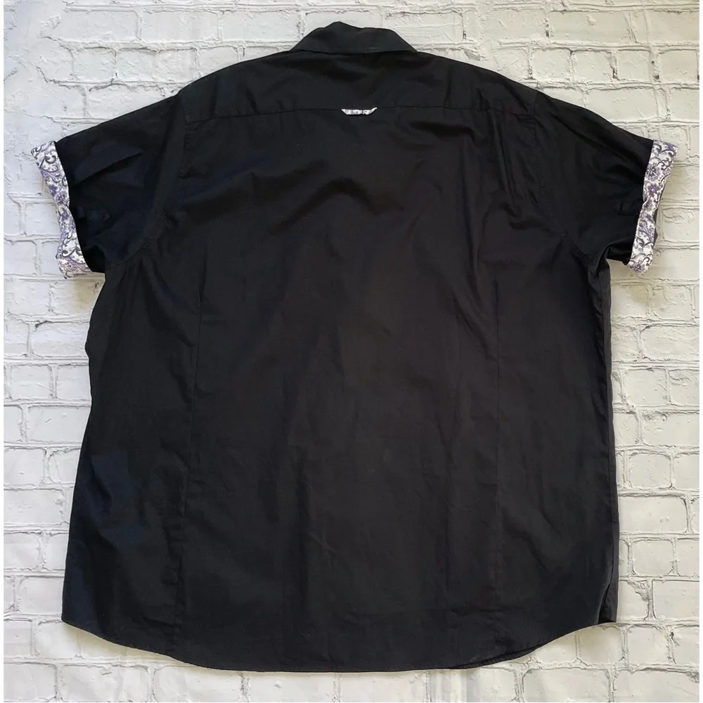 Men’s Black Short Sleeve Button Up Shirt NWT!